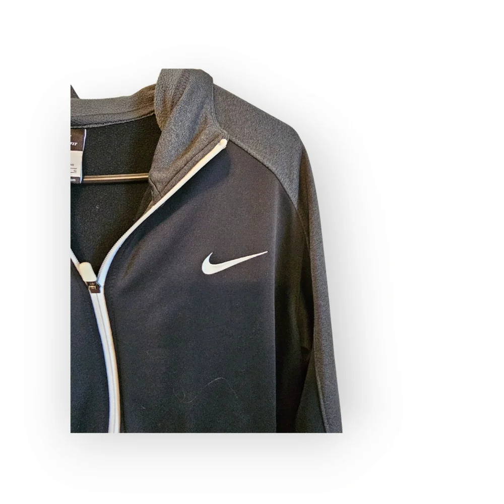 Nike Elite zip‎ up hooded jacket